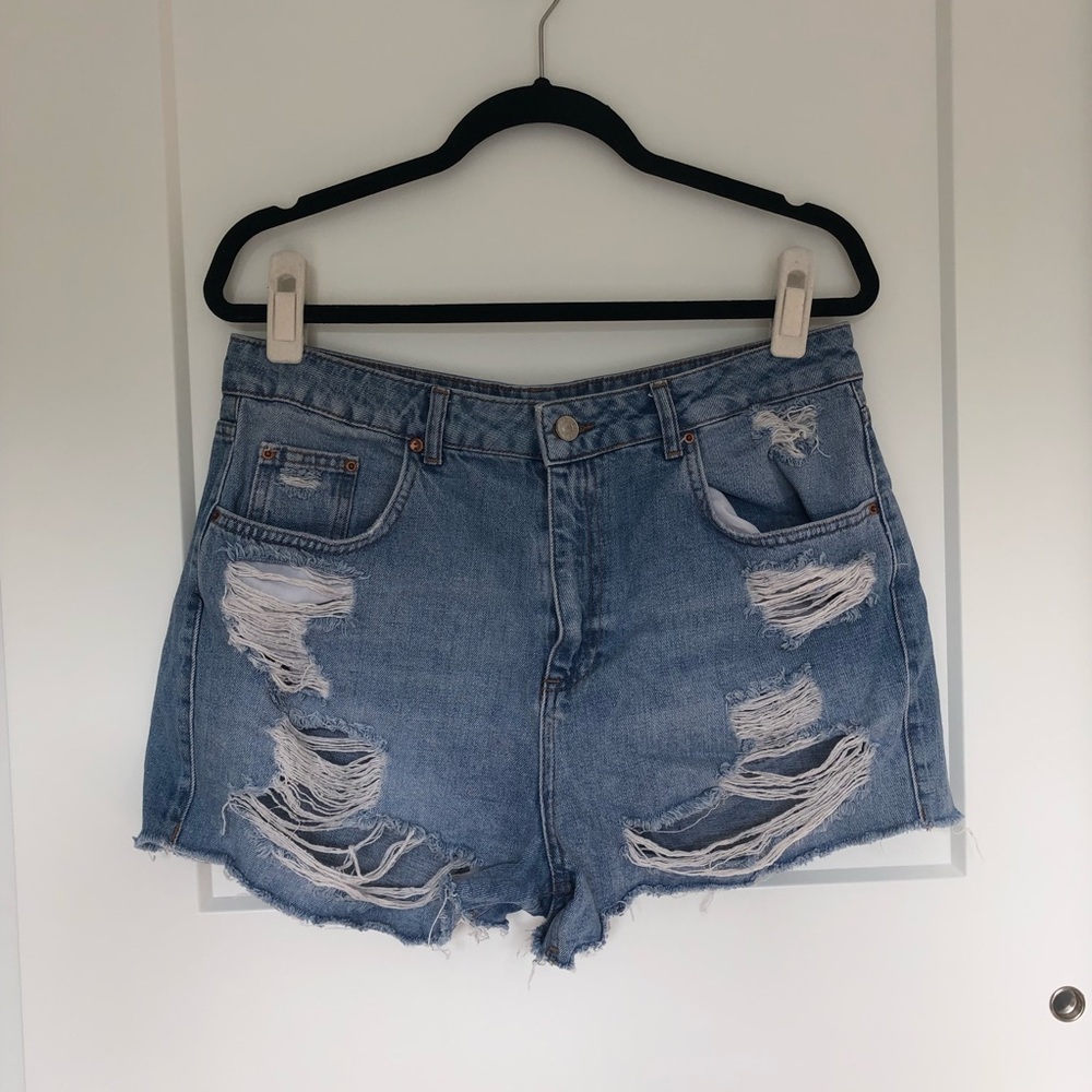 Topshop Moto mom high rise distressed jean shorts